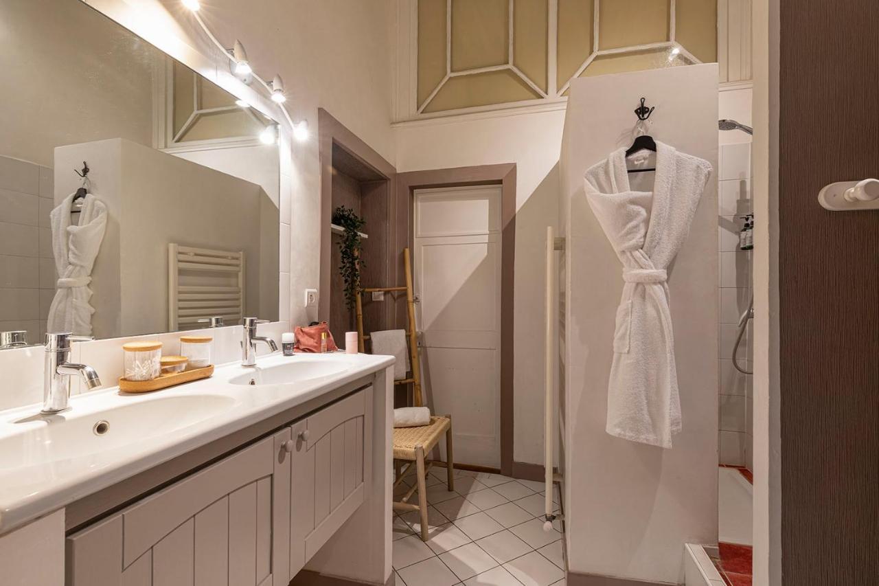 Les Suites De Sautet Chambéry Exteriör bild