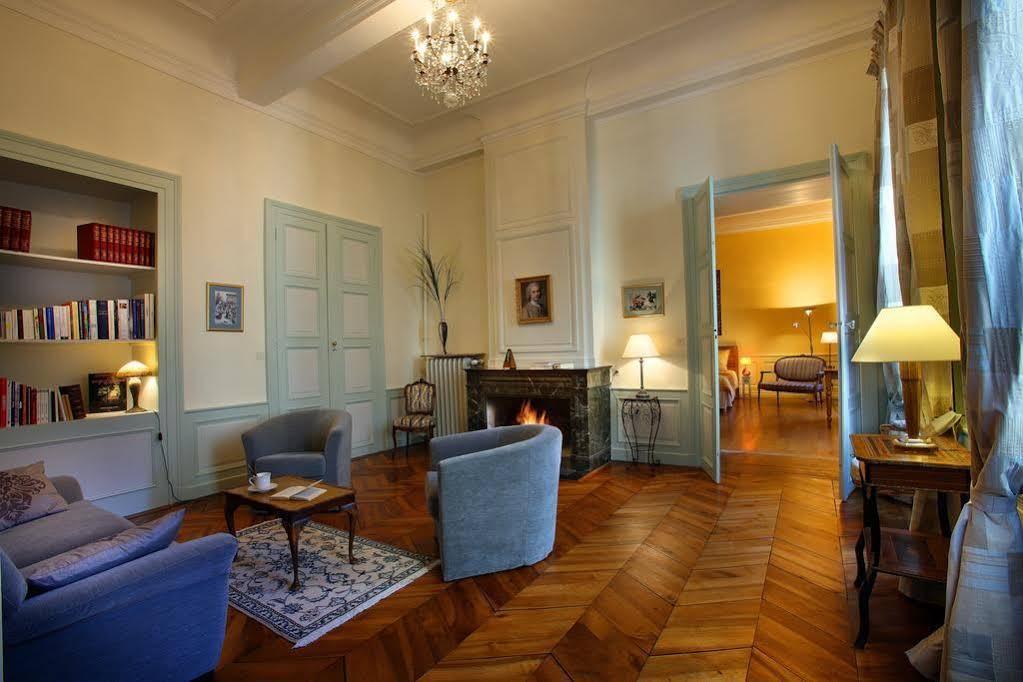 Les Suites De Sautet Chambéry Exteriör bild
