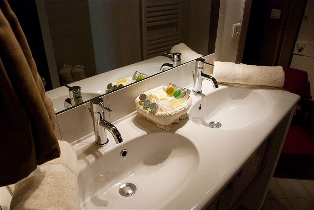 Les Suites De Sautet Chambéry Exteriör bild